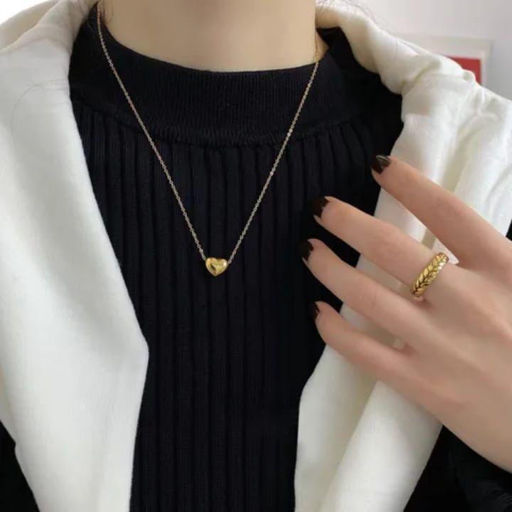 Best friend design silver plated artificial stones pendant
