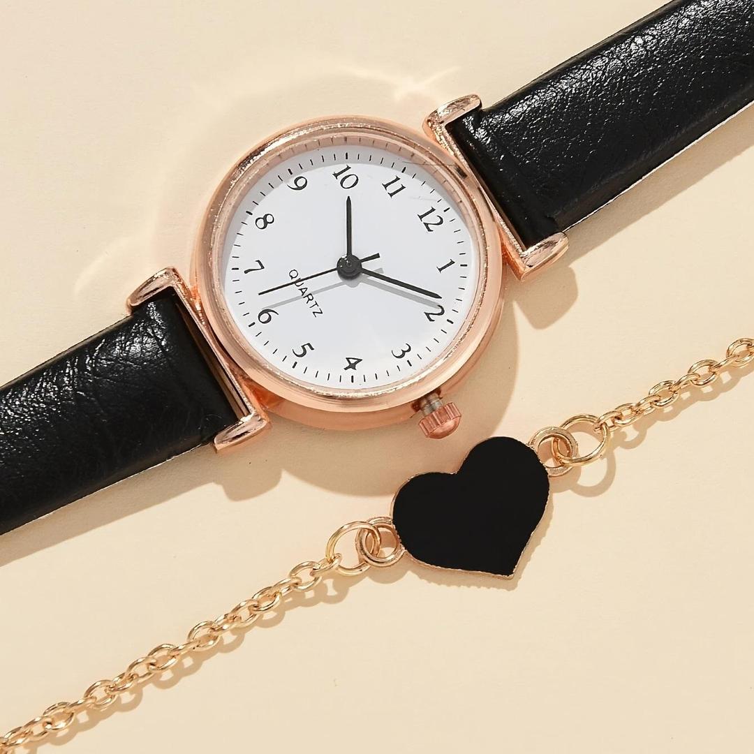 Woman's Quartz Water Resistant Round Analogue watch
